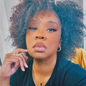 Meet your Posher, Shernice